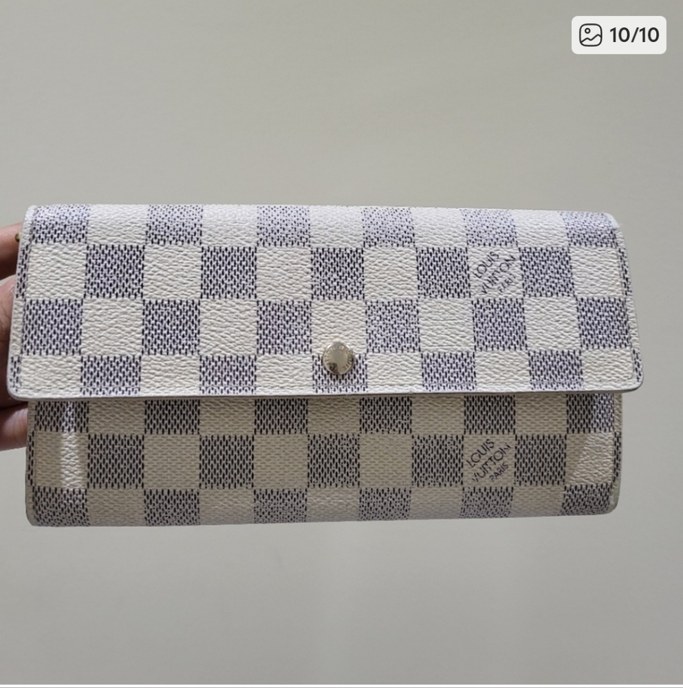 Checkered White and Gray Louis Vuitton Wallet - EUC